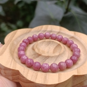 A minőségű fazettált thulit ásványkarkötő  - Meska.hu