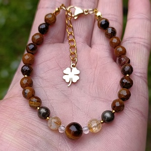 Bőségvonzó ásványkarkötő pirittel, citrinnel, tigrisszemmel és hegyikristályokkal - ékszer - karkötő - ásványkarkötő - Meska.hu