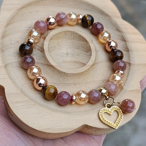 Kiegyensúlyozottság női ásványkarkötő holdkővel, tigrisszemmel, eperkvarccal és arany aura kvarccal, Ékszer, Karkötő, Ásványkarkötő, Ékszerkészítés, MESKA