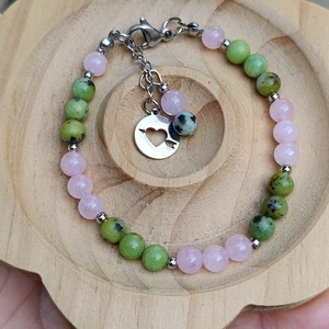 Krizopráz és rózsakvarc ásványkarkötő az érzelmi megújulásért, Ékszer, Karkötő, Ásványkarkötő, Ékszerkészítés, MESKA