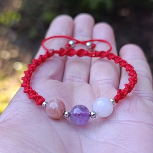 Női egyensúly ásványkarkötő chevron ametiszttel, rózsakvarccal és barack holdkővel - Meska.hu