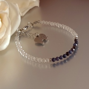 Belső bölcsesség zafírral és hegyikristállyal, elefánt medállal - ékszer - karkötő - ásványkarkötő - Meska.hu