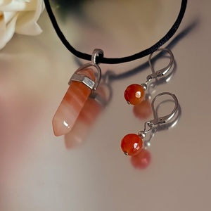 Életenergia karneol csúcsmedálos nyaklánc és fülbevaló szett  - ékszer - ékszerszett - Meska.hu