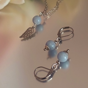 Nemesacél nyaklánc és fülbevaló szett angelittel és angyalszárnnyal - ékszer - ékszerszett - Meska.hu