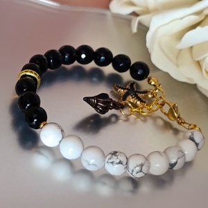 Egyensúly - védelem - nyugodt erő � howlit és fekete obszidián nyári karkötő - ékszer - karkötő - ásványkarkötő - Meska.hu
