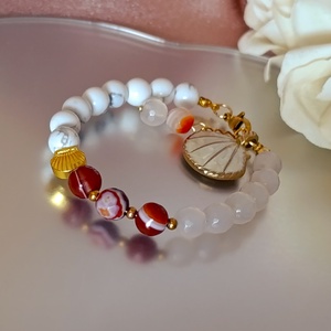 Nyári harmónia - vitalitás - nyugalom � achát és howlit karkötő kagyló medállal - ékszer - karkötő - ásványkarkötő - Meska.hu