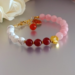 Életöröm - női energia - nyári könnyedség � karneol, rózsaszín jáde és howlit karkötő kagyló medállal - Meska.hu