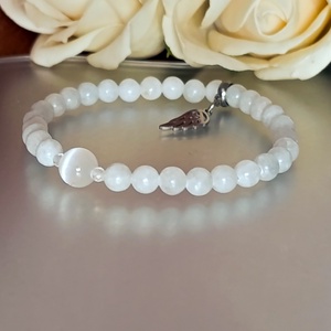 Túlgondolás ellen - nyugtató- angyali minőség celesztit, szelenit és hegyikristály ásványkarkötő, Ékszer, Karkötő, Ásványkarkötő, Ékszerkészítés, MESKA