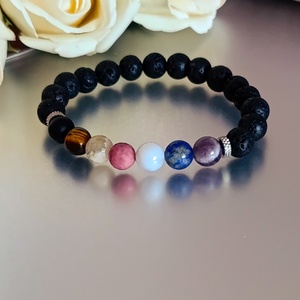 Női csakra karkötő lávakő alapon, aroma ékszer  - ékszer - karkötő - ásványkarkötő - Meska.hu