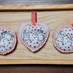 Filc szerelmes cicák kulcstartó , táskadísz, függődísz - táska & tok - kulcstartó & táskadísz - kulcstartó - Meska.hu