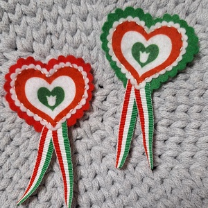 Filc kokárda - ékszer - kitűző és bross - Meska.hu