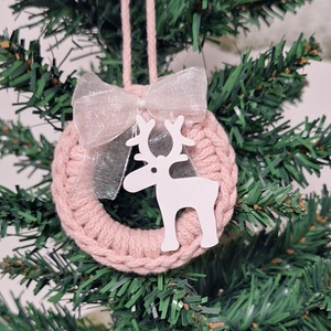 Horgolt karácsonyi  díszek  - karácsony - karácsonyi lakásdekoráció - karácsonyfadíszek - Meska.hu