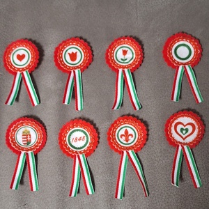 Filc kokárda, nemzeti színű, virág, tulipán, huszársapka, szív, címer, kard, 1848 felirattal, Ékszer, Kitűző és Bross, Varrás, Hímzés, MESKA