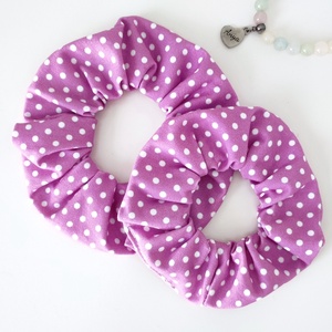 Lila pöttyös scrunchie hajgumi anya lánya szett - M-es, Ruha & Divat, Hajdísz & Hajcsat, Hajgumi, Varrás, MESKA