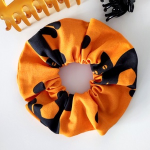 Fekete macskás Halloween scrunchie hajgumi - M-es, Ruha & Divat, Hajdísz & Hajcsat, Hajgumi, Varrás, MESKA