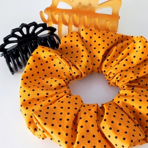 Narancs pöttyös őszi vagy Halloween scrunchie hajgumi - M-es, Ruha & Divat, Hajdísz & Hajcsat, Hajgumi, Varrás, MESKA
