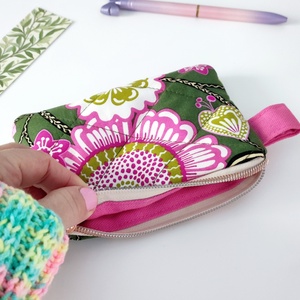 Virág mintás tavaszi női kozmetikai táska � Környezettudatos tárolás - táska & tok - neszesszer - Meska.hu