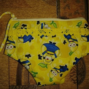 Minion neszesszer - Bugyi neszesszer, tolltartó - táska & tok - neszesszer - Meska.hu Minion neszesszer - Bugyi neszesszer, tolltartó - táska & tok - neszesszer - Meska.hu