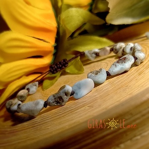 Larimar - a tenger fuvallata karkötő , Ékszer, Karkötő, Ásványkarkötő, Csomózás, Gyöngyfűzés, gyöngyhímzés, MESKA