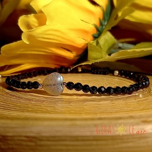 Szívecském - labradorit-spinell karkötő  - ékszer - karkötő - ásványkarkötő - Meska.hu