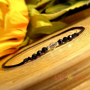 Spinell zsinórka karkötő gyöngyökkel - ékszer - karkötő - ásványkarkötő - Meska.hu