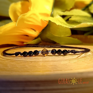 Spinell zsinórka karkötő gyöngyökkel, Ékszer, Karkötő, Ásványkarkötő, Csomózás, Gyöngyfűzés, gyöngyhímzés, MESKA