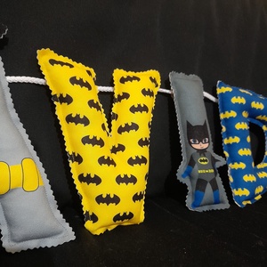 Dundi betűs girland menta színben Batman témájú- 5 betűs név - otthon & életmód - dekoráció - fali és függő dekoráció - betű & név - Meska.hu