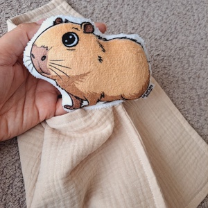 SzundiZoo szundikendő capybara, Játék & Sport, Plüssállat & Játékfigura, Más figura, Fotó, grafika, rajz, illusztráció, Varrás, MESKA