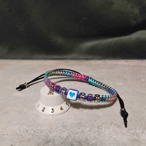 Szívecskés gitárgyöngy karkötő, Ékszer, Karkötő, Fonott karkötő, Csomózás, MESKA