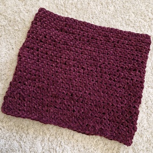 Bársonyos horgolt körsál - ruha & divat - sál, sapka, kendő - sál - Meska.hu