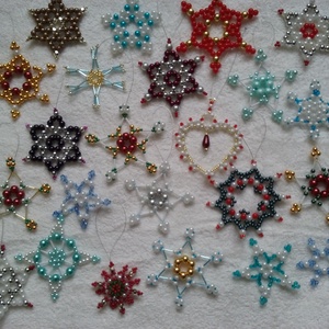 Gyöngyből karácsonyfa díszek -  - Meska.hu