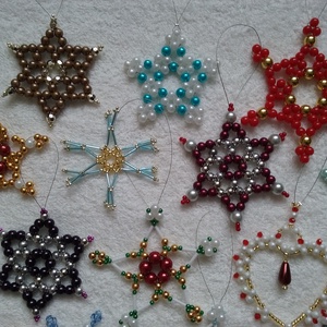 Gyöngyből karácsonyfa díszek -  - Meska.hu