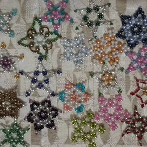 Gyöngyből karácsonyfa díszek -  - Meska.hu