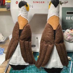 Bóbitás karakarák - játék & sport - plüssállat & játékfigura - madár - Meska.hu