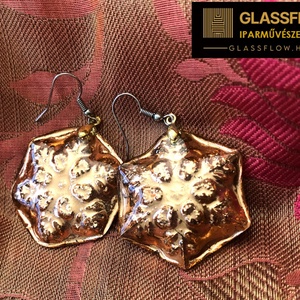 Snowflake Designer függő fülbevaló üveg-ezüst-arany nemesfém Valentin napra - ékszer - fülbevaló - lógós kerek fülbevaló - Meska.hu