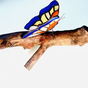 Kézműves Tiffany pillangó hangulatlámpa � USB-C, újrahasznosított cseresznyefa - otthon & életmód - lámpa - hangulatlámpa - Meska.hu