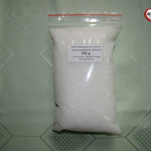 Műanyag granulátum - 300 g  - kellékek & szerszámok - vegyes alapanyag - egyéb alapanyag - Meska.hu