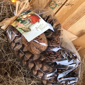 Fenyőtoboz válogatás különlegességekkel - kellékek & szerszámok - vegyes alapanyag - egyéb alapanyag - Meska.hu