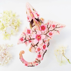Egyedi cseresznye virág sárkány szobrocska - sakura sárkány figura  - tavaszi virágos dekoráció - otthon & életmód - dekoráció - dísztárgy - Meska.hu