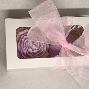 Rózsakert � szív és virág szójaviasz gyertyaszett -  - Meska.hu