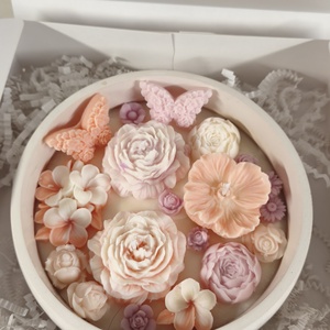 Varázskert gyertyatál illatos szójaviasz virágokkal -  - Meska.hu