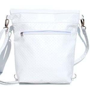 SuziartBag Fehér pöttyös 2in1 hátizsák - táska & tok - kézitáska & válltáska - válltáska - Meska.hu