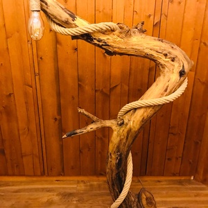 Rusztikus állólámpa görbe fából és kötélből - otthon & életmód - lámpa - állólámpa - Meska.hu