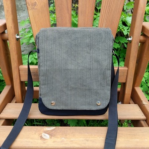 RENDELHETŐ- Férfi oldaltáska  - táska & tok - kézitáska & válltáska - tarisznya - Meska.hu