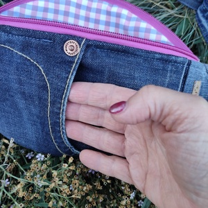 Upcycled övtáska S méret - táska & tok - övtáska - Meska.hu