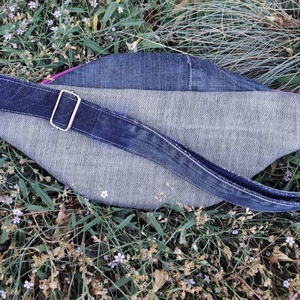 Upcycled övtáska S méret - táska & tok - övtáska - Meska.hu