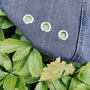 Sötétszürke farmer upcycled övtáska M méret - táska & tok - övtáska - Meska.hu