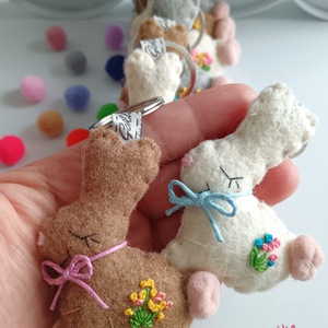 Nyuszi kulcstartó vagy táskadísz - táska & tok - kulcstartó & táskadísz - kulcstartó - Meska.hu