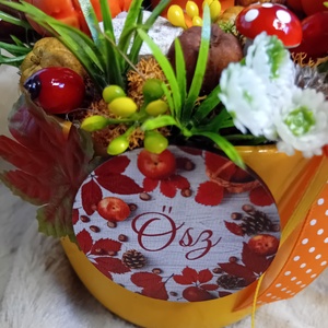 Esőkabtos kacsa kaspóban - otthon & életmód - dekoráció - dísztárgy - Meska.hu