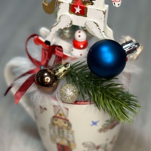 Hintalovas diótörős bögre dekoráció - karácsony - karácsonyi lakásdekoráció - ünnepi asztaldekoráció - Meska.hu